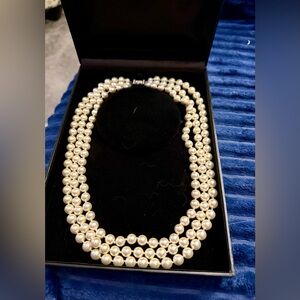 Elegant Cream Pearl Necklace